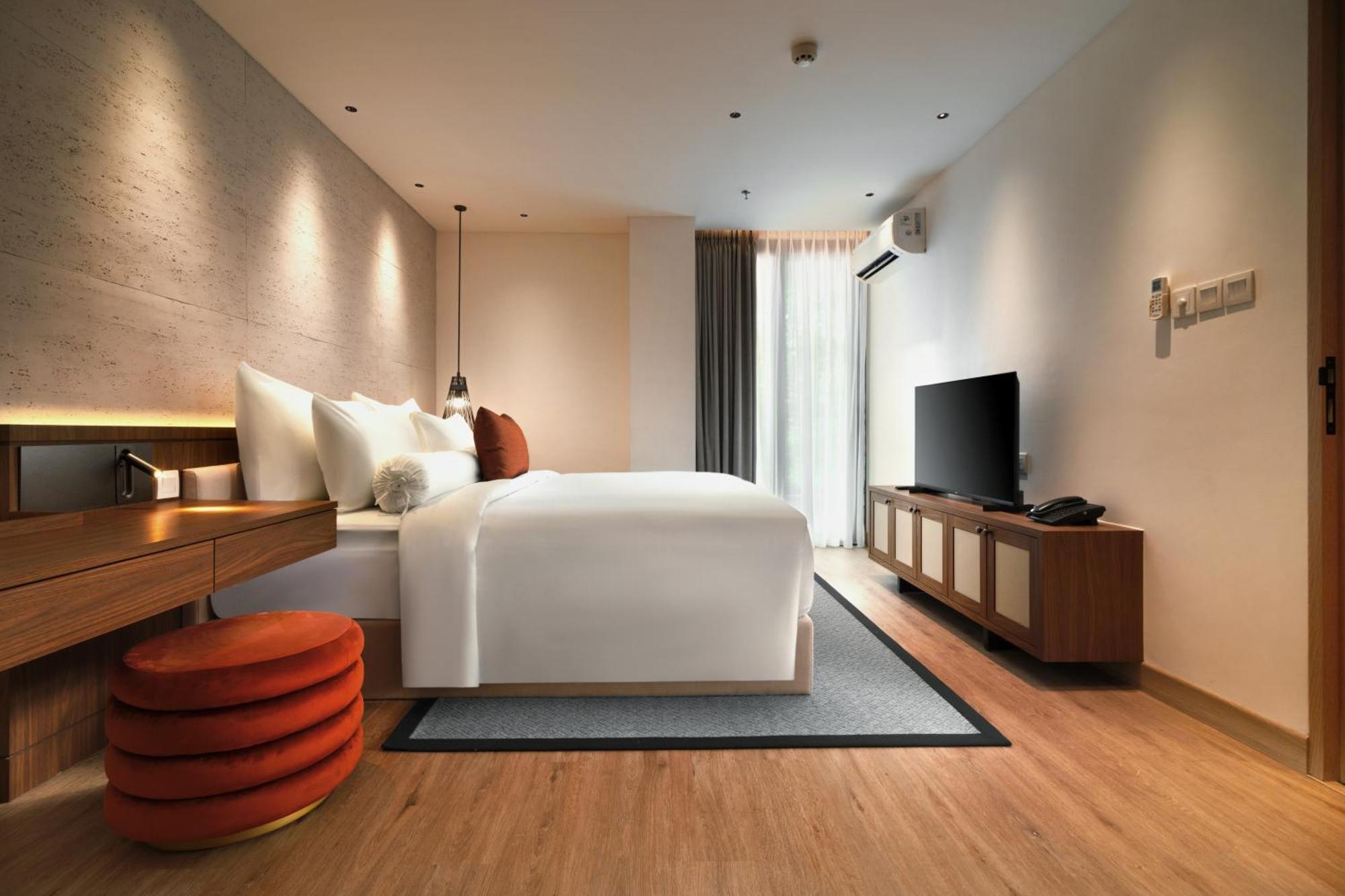 Beachwalk Apartment